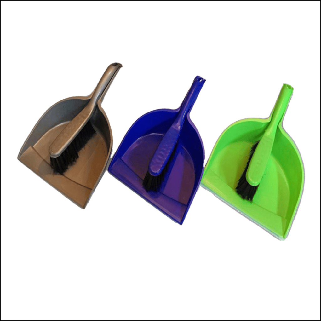 مكنسة مع جاروف